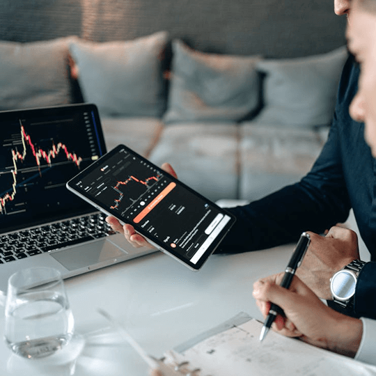 Torexian - Équipe d'experts en crypto-monnaies